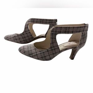 LifeStride Giovanna 2 Plaid Cutout Pump Heels Wide Width 9.5W NWOB